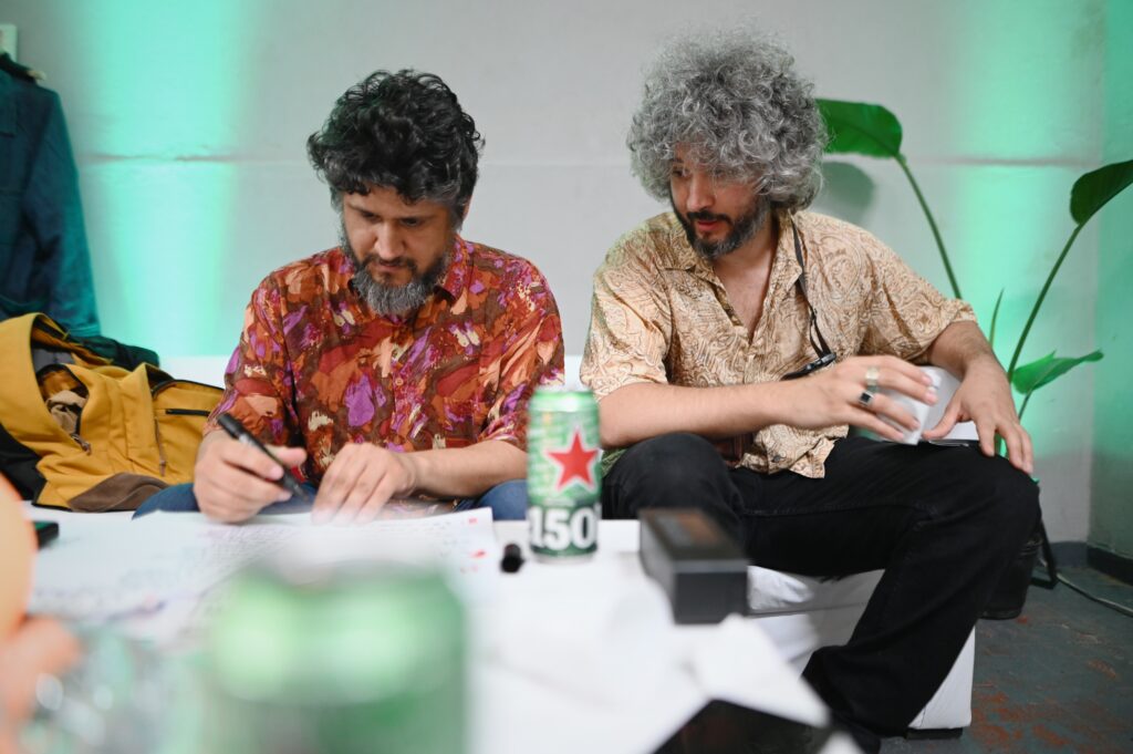 Backstage, Maxi Prietto y Miguel Mactas. Setlist. Los Espíritus en el microestadio Ferro presentando el álbum La Montaña.